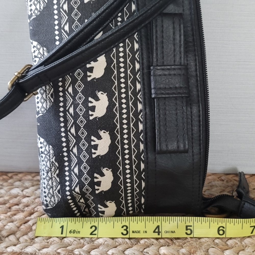 Purse - Picture 4 of 7